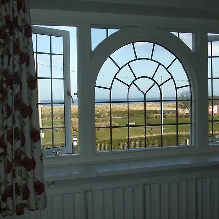 Swiss Cottage Bed And Breakfast-2
